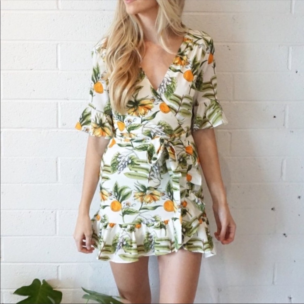 NWOT Lost + Wander  Limonada Wrap Dress Small